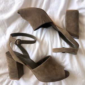 Treasure & Bond Pipper Block Heel Sandal